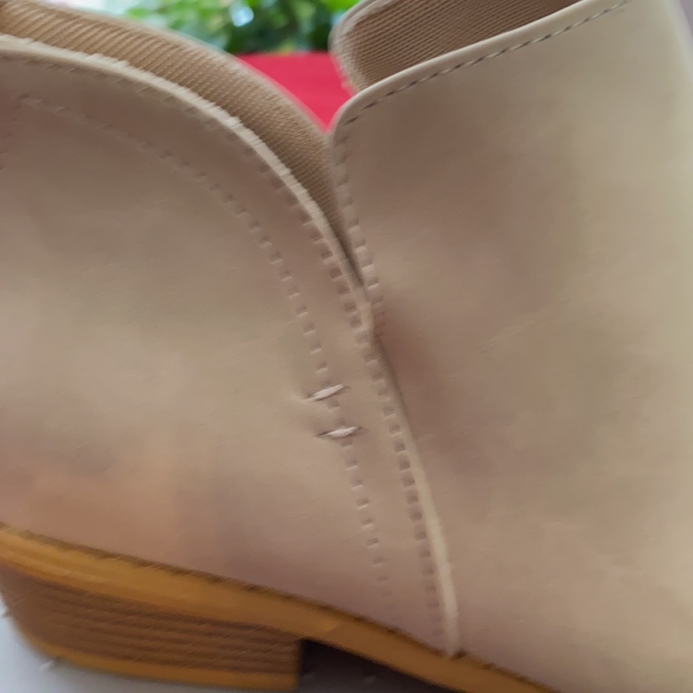 Ladies booties - Picture 4 of 4